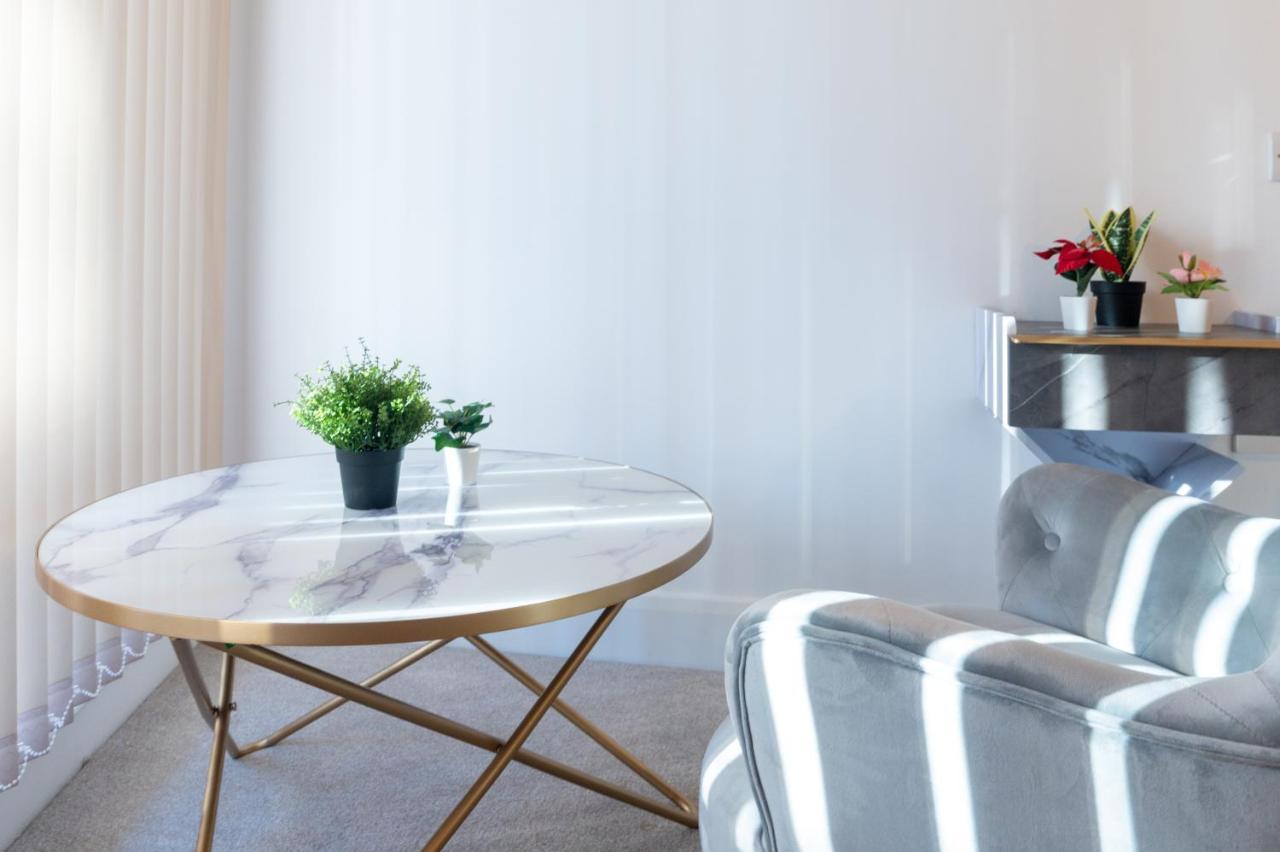 Luxury 2 Bedrooms - 2 Bathrooms - F5 Лондон Екстер'єр фото